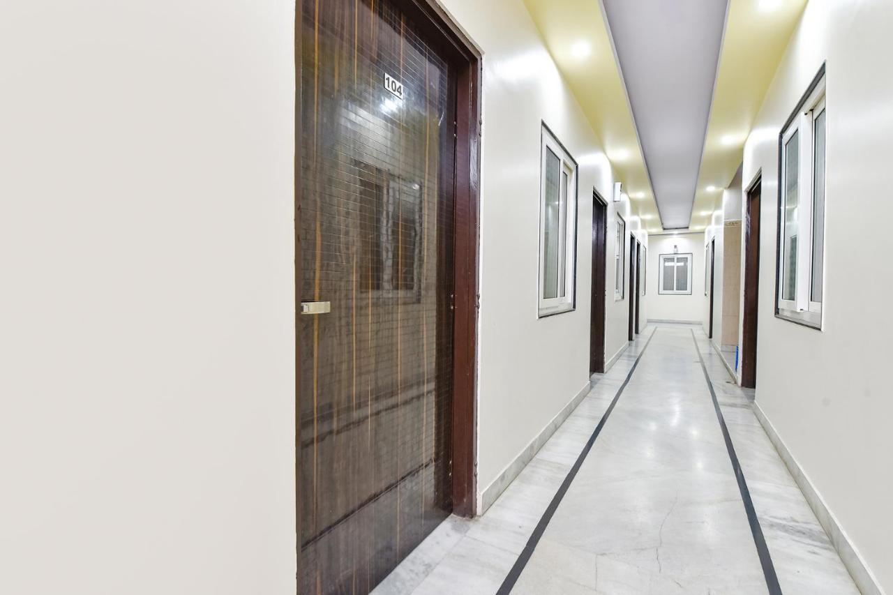 فندق أو واي أو 37742 ناند بالاس جايبور المظهر الخارجي الصورة